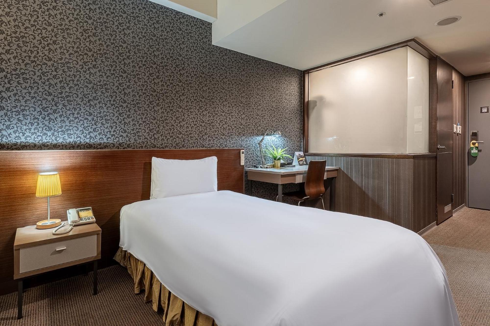 The Galerie Hotel Taichung Exterior foto
